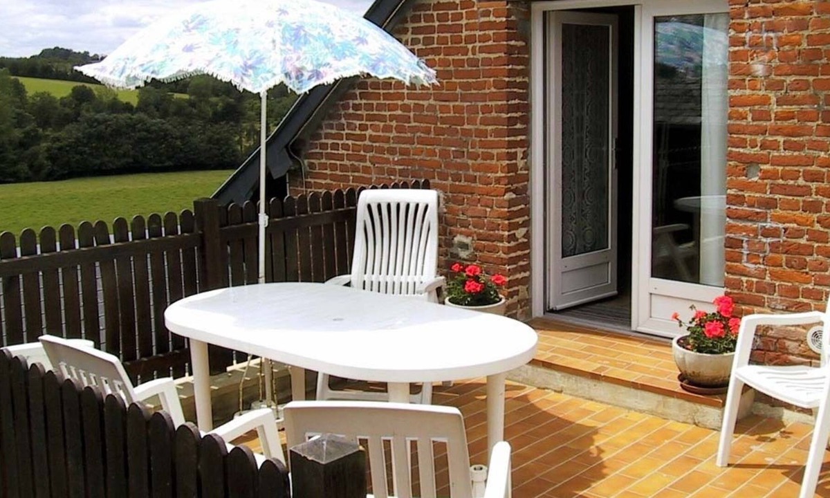 Leaupartie Apartment | apartment with closed terrace, door with lock