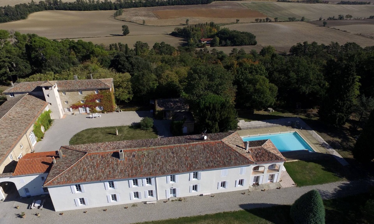 Airoux Apartment | Apartment with Duplex Alcove at Domaine La Ginelle