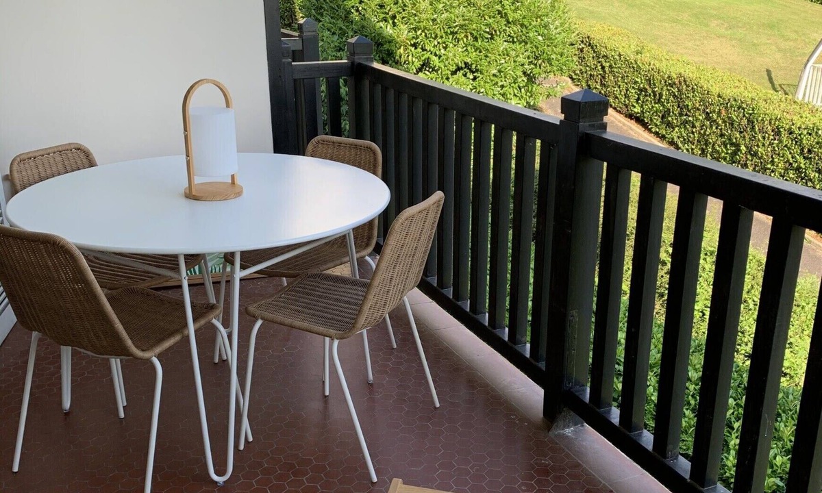 Villers-sur-Mer Apartment | Apartment with swimming pool - near train station