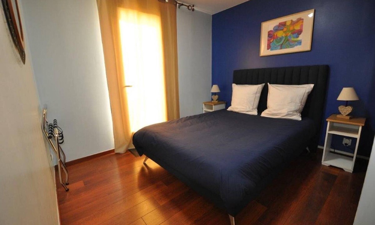 Montevrain House | Apartment with garden for 4 people, Close to Disney.