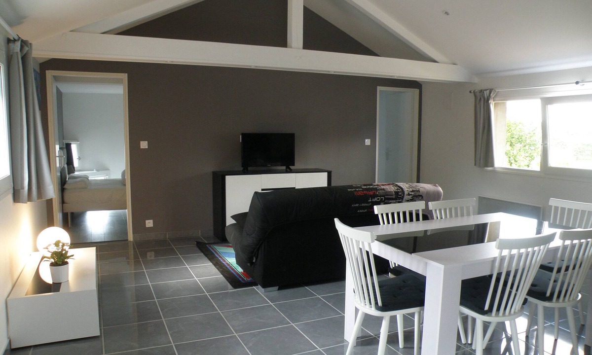 Aydat Apartment | Apartment with panoramic view of Lake Aydat