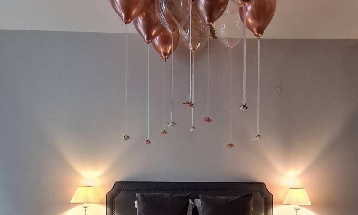 Paroisse Notre-Dame Apartment | Apartment with PRIVATE SPA