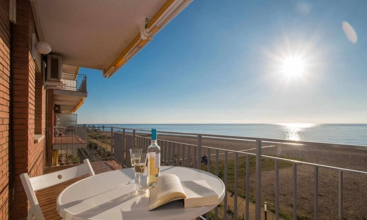 Canet de Mar Apartment | Apartment with Sea View, Terrace, and Beachfront Location