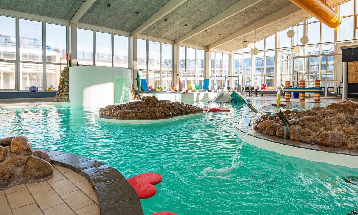 Vedersø Klit House | Apartment With Shared Kitchen in Holiday Park