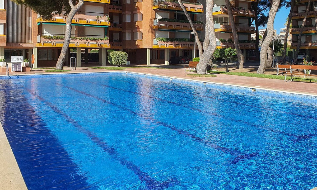 Torredembarra Apartment | Apartment with Wi-Fi and parking in Torredembarra