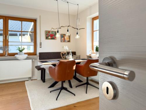 Vogtareuth Apartment | Apartment Wohlfühlplatzl - urgemütlich & ruhig
