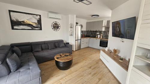 Gajac Apartment | Apartments Adela