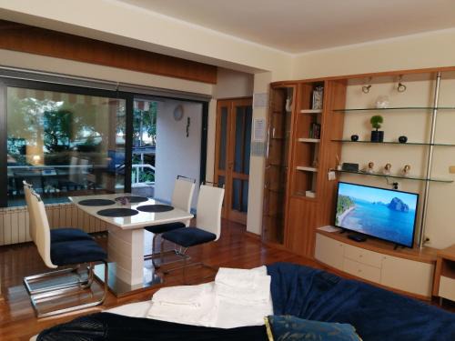 Rubesi Apartment | Apartments Anagora II