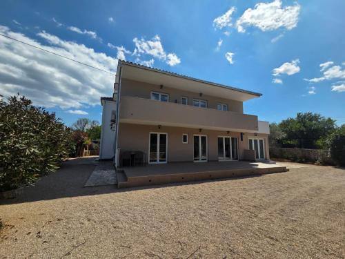 Rasopasno House | Apartments and Rooms Letizia