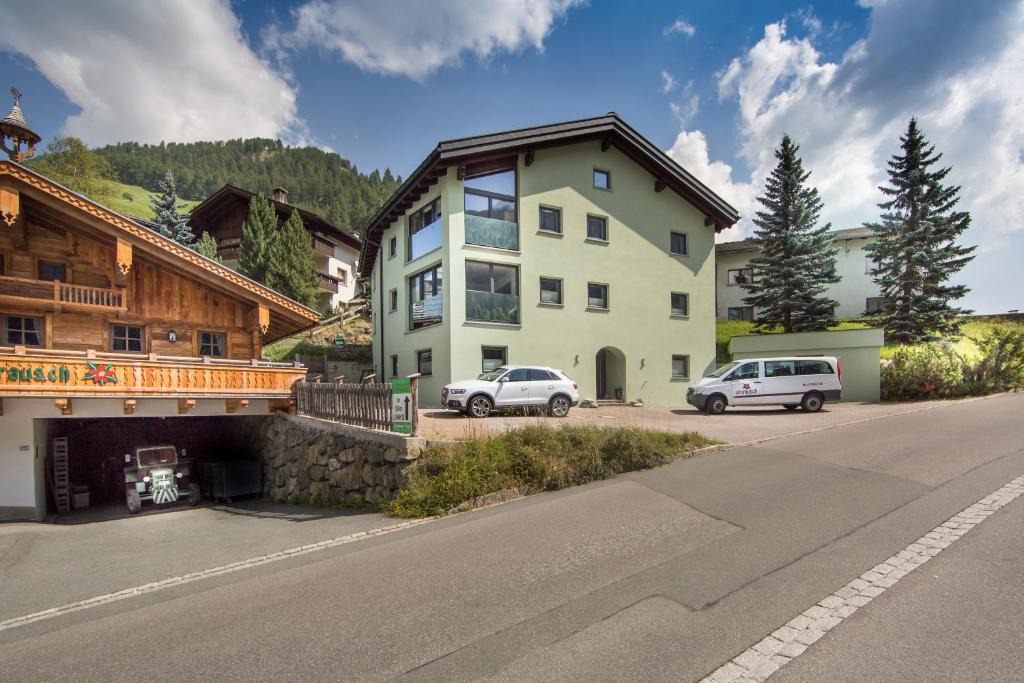 Ravaisch Apartment | Apartments Anemone
