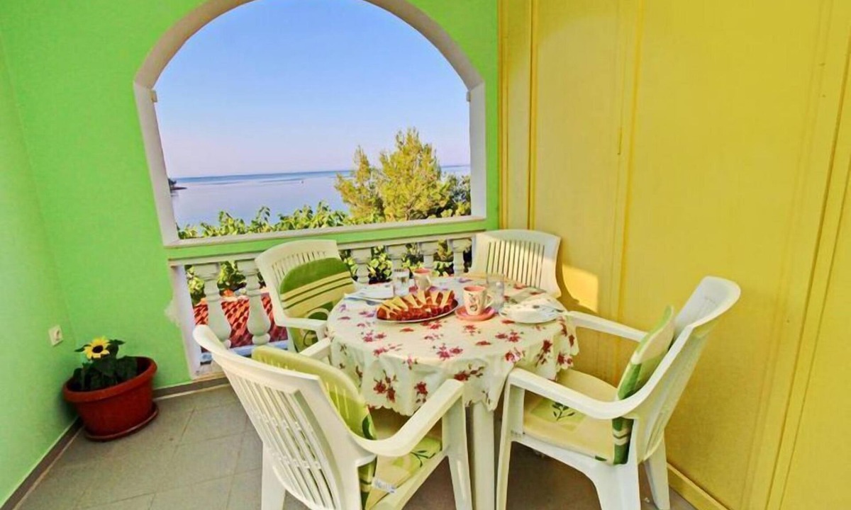 Blato Apartment | Apartments Bačić - One Bedroom Apartment with Terrace and Sea View (A2+1)