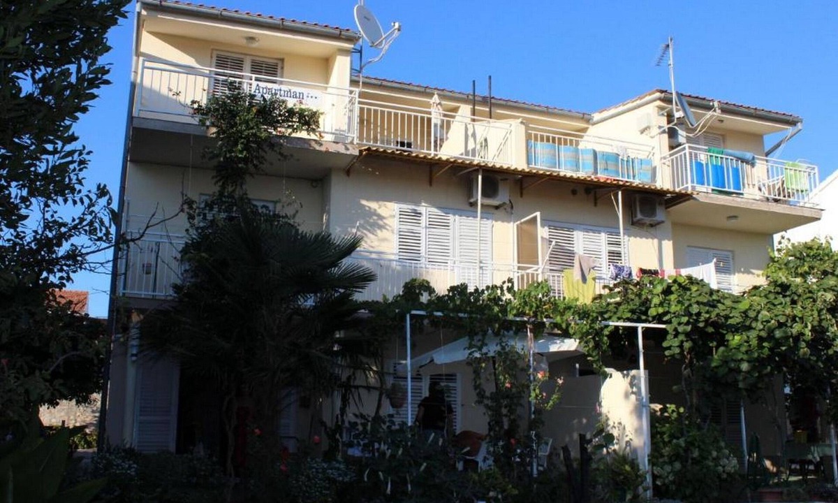 Srima Apartment | Apartments Beachfront Srima