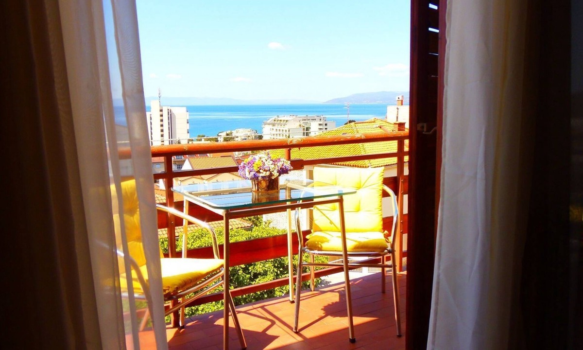 Bili brig Apartment | Apartments Bor (10559-A1) - Makarska