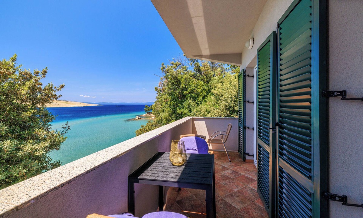 Lopar Apartment | Apartments By the sea in Lopar (86661-A1) - Lopar - island Rab