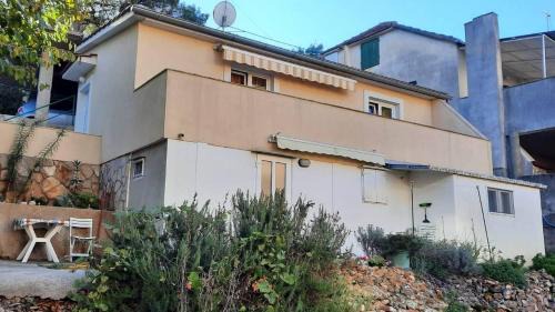 Vrbanj Apartment | Apartments by the sea Basina, Hvar - 9673