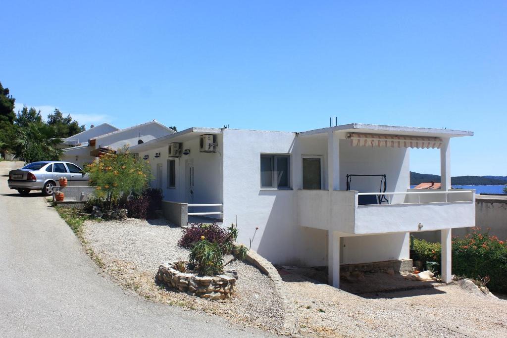 Kuciste Apartment | Apartments by the sea Kuciste - Perna, Peljesac - 10154