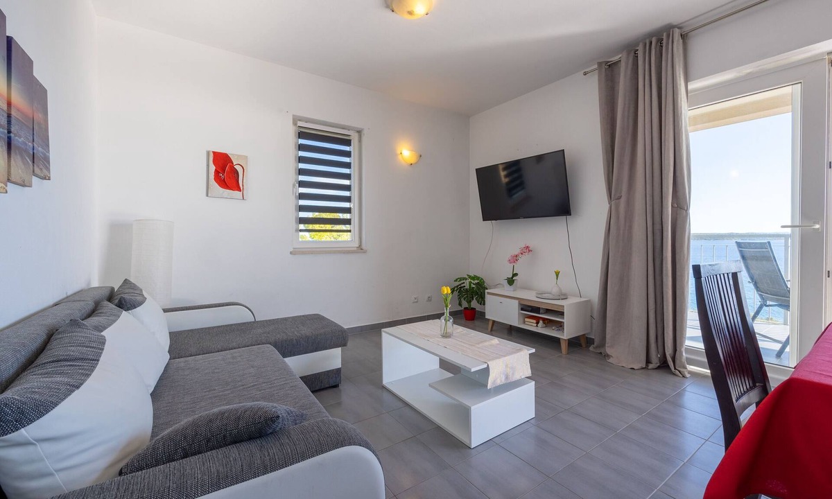 Zavala Apartment | Apartments Ena