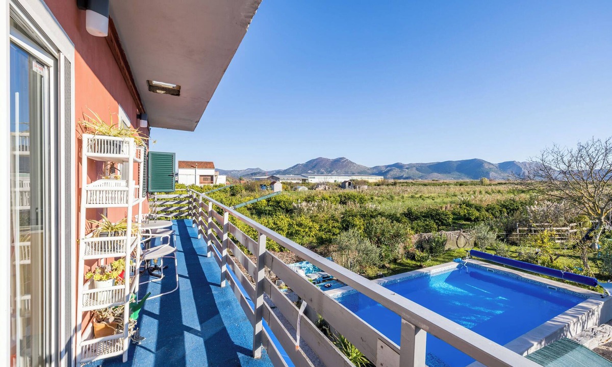 Opuzen Apartment | Apartments Holiday home Book (115491-A2) - Opuzen