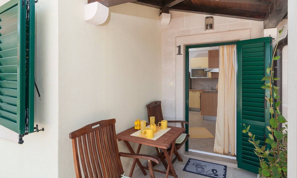 Postira Apartment | Apartments Lovorka (41871-A1) - Postira - island Brac