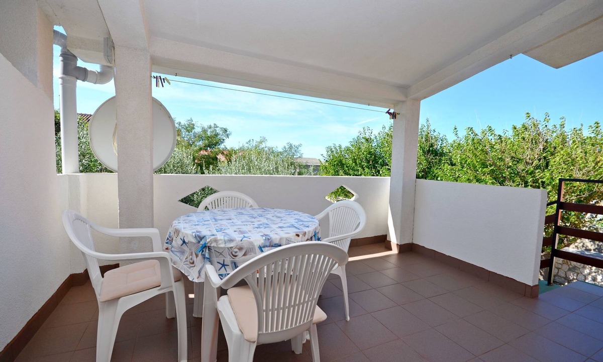 Povljana Apartment | Apartments Tome (13701-A1) - Povljana - island Pag