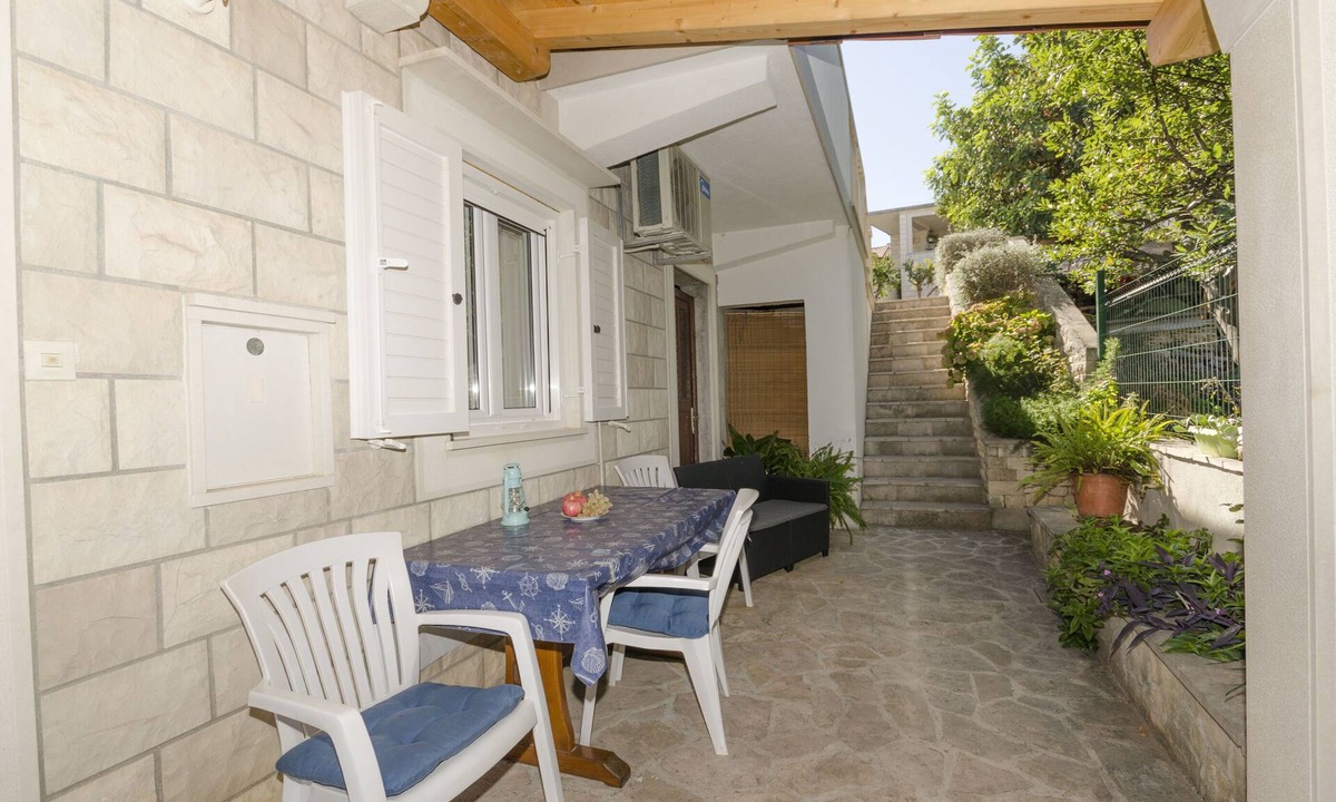 Supetar Apartment | Apartments Silvana (31981-A3) - Supetar - island Brac