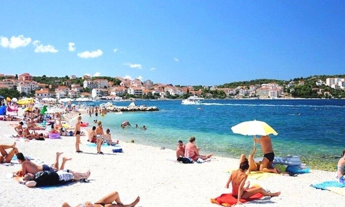 Okrug Gornji Apartment | Apartments Iva, (13650), Okrug Gornji, Croatia