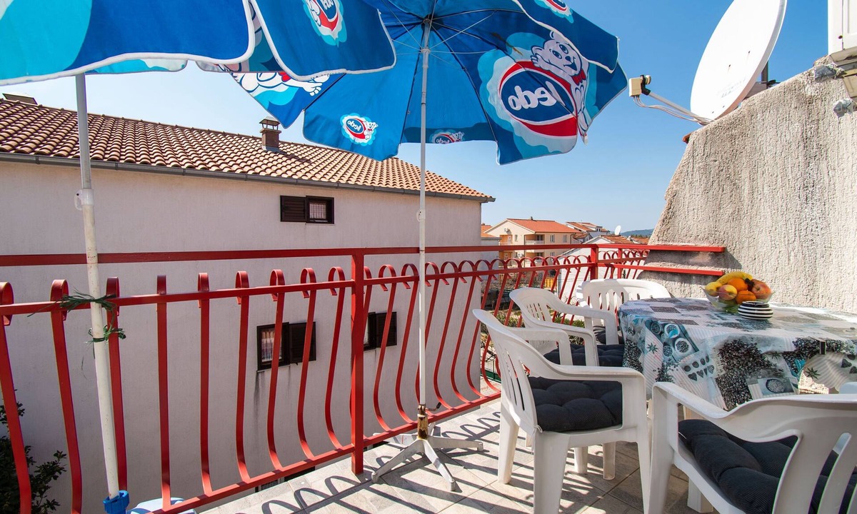 Srima Apartment | Apartments Ivan (26471-A2) - Srima (Vodice)