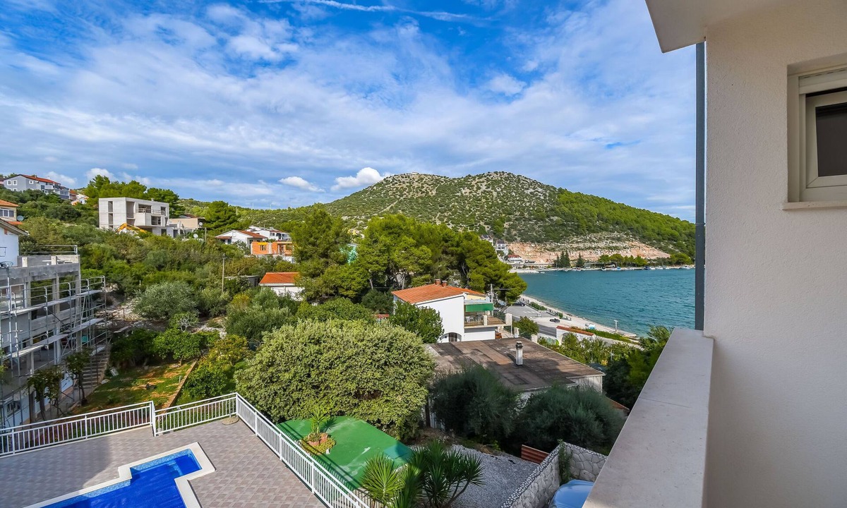 Marina Apartment | Apartments Jakov (32601-A4) - Marina