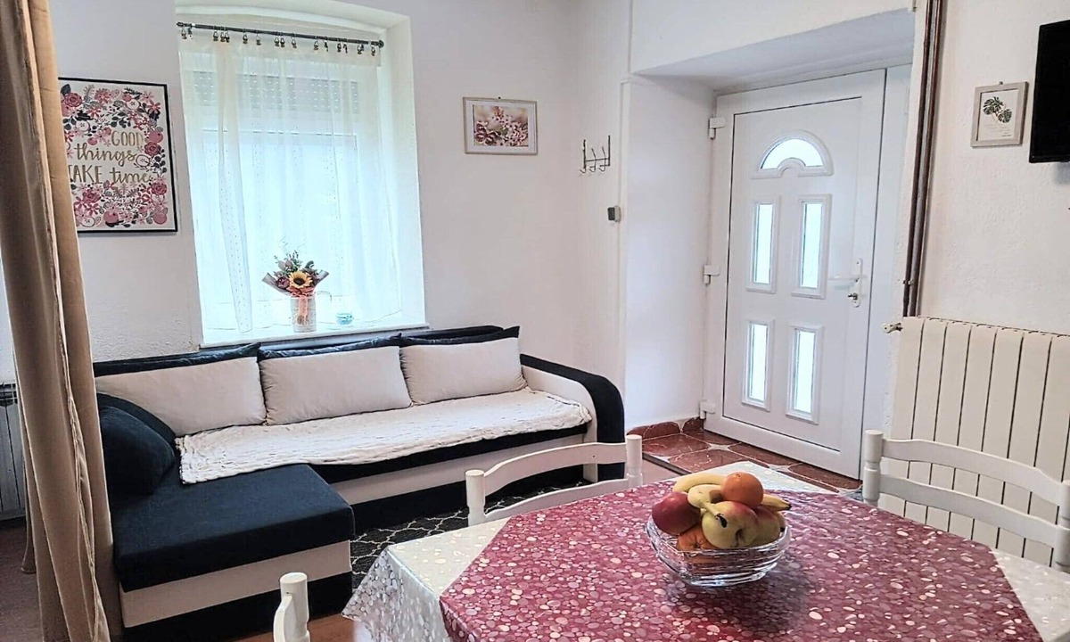 Brinje Apartment | Apartments Jezerane - Studio Apartment