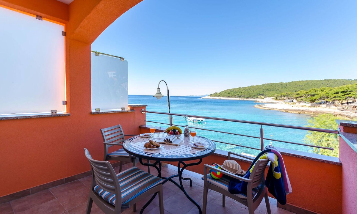Milna Apartment | Apartments Juka (119551-A1) - Milna - island Hvar