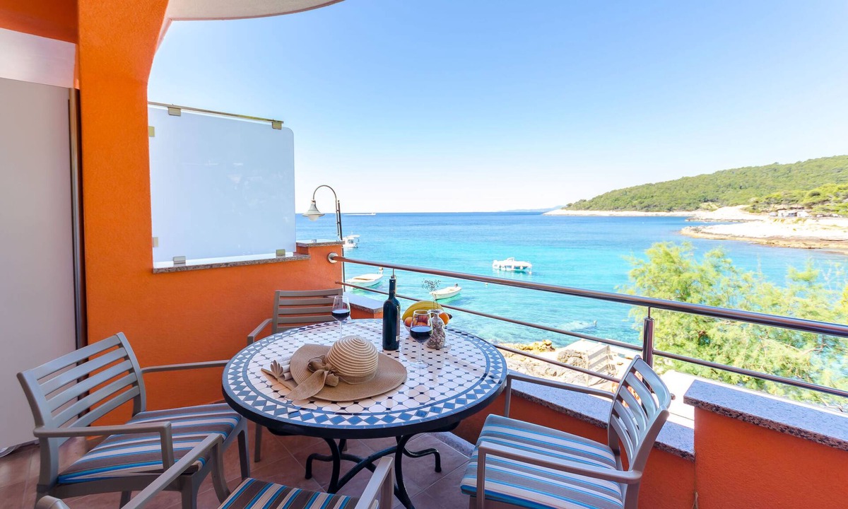 Milna Apartment | Apartments Juka (119551-A2) - Milna - island Hvar
