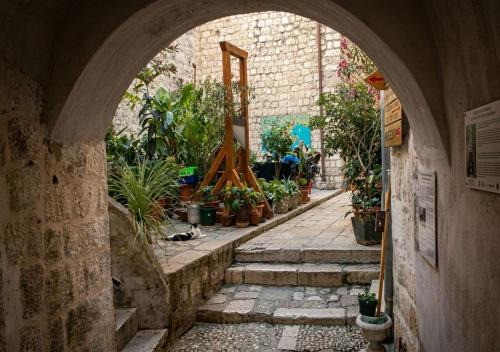 Dubrovnik Old Town Apartment | Apartments Kapo Authentic Dubrovnik Old Town Studio Apartment
