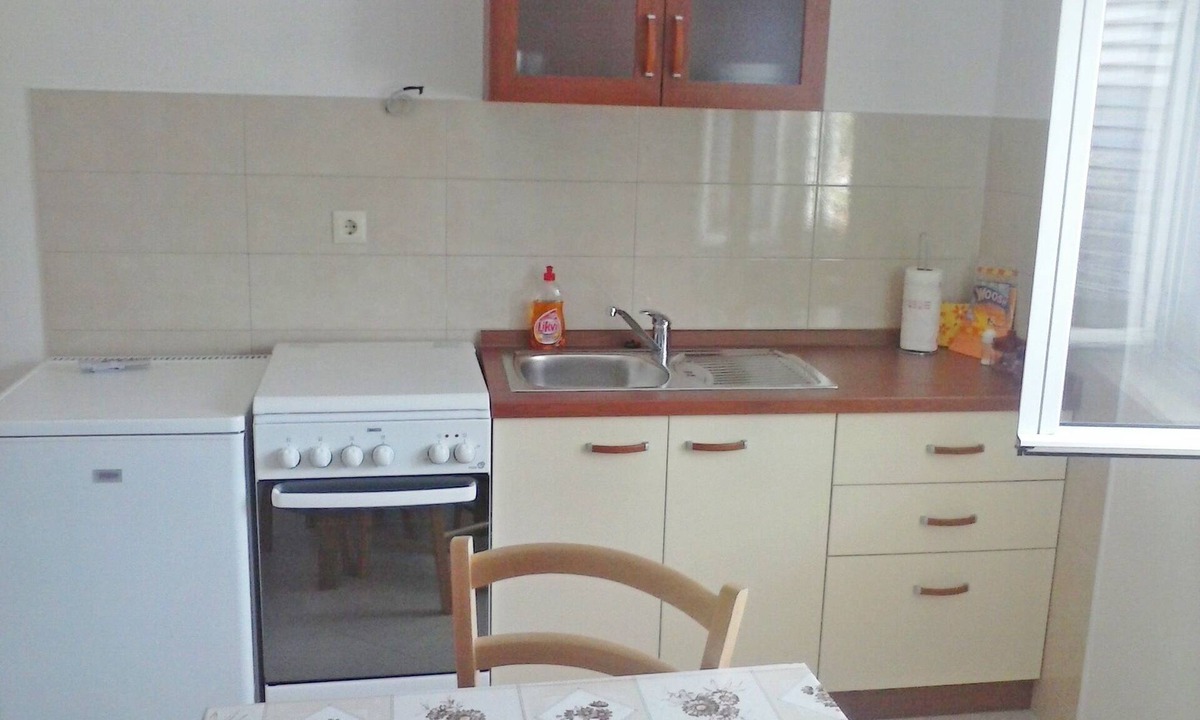 Molunat Apartment | Apartments Mara (54071-A2) - Molunat