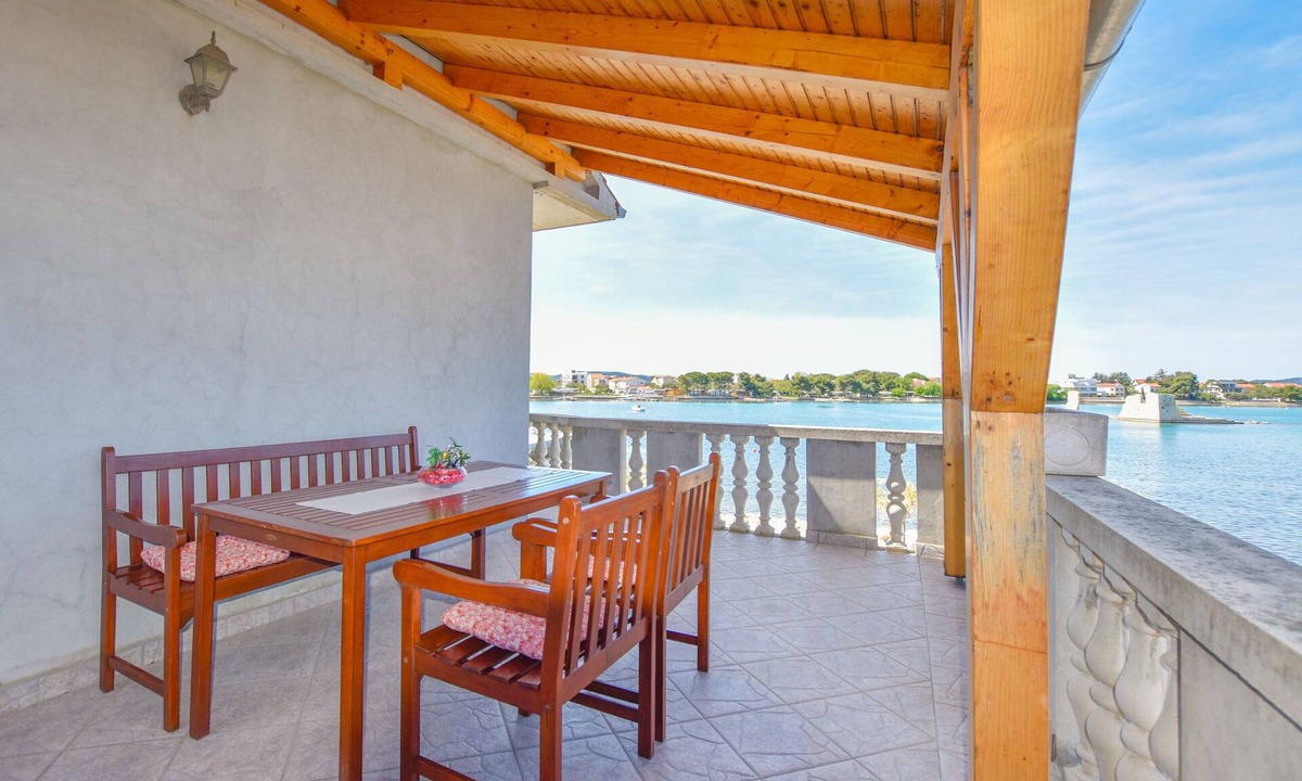 Sukosan Apartment | Apartments Marica (49152-A1) - Sukosan (Zadar)