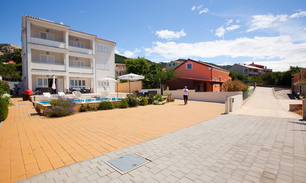 Banjol Apartment | Apartments Marija, (12888), Banjol, hr