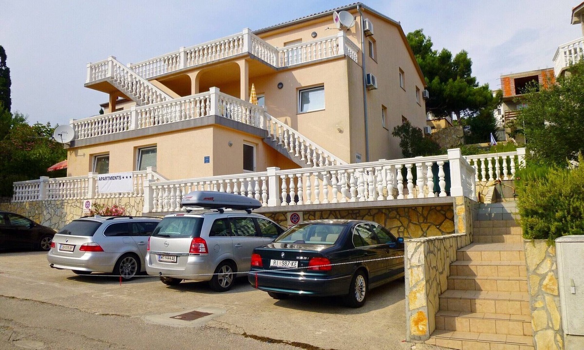 Omisalj Apartment | Apartments Mauro, (15220), Omišalj, hr