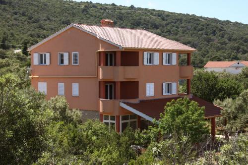 Bozava Apartment | Apartments Milin