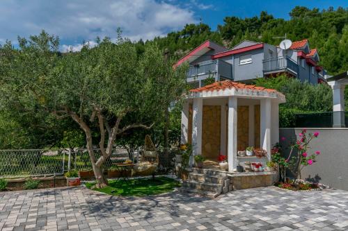 Duce Apartment | Apartments Mir