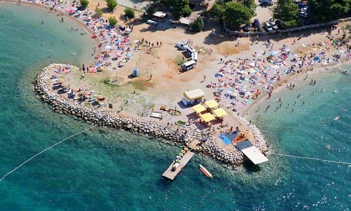 Punat Apartment | Apartments Mira, (15267), Punat, hr