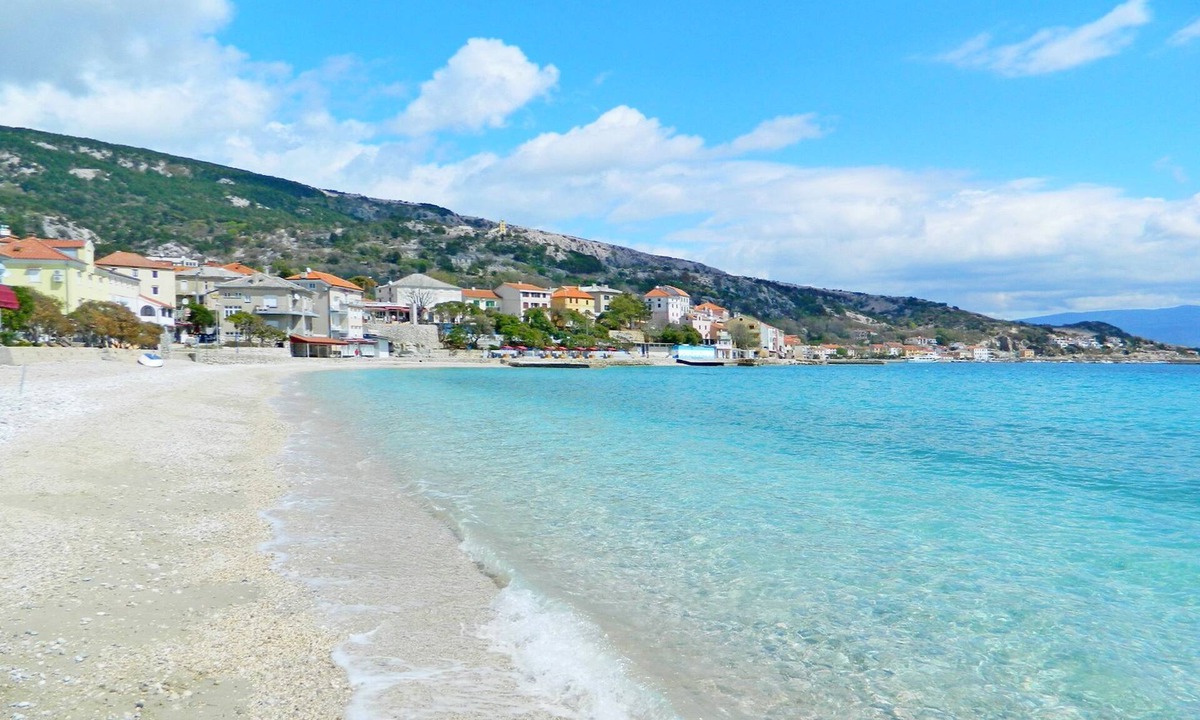 Batomalj Apartment | Apartments Mladen (63011-A4) - Baska - island Krk