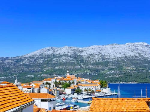 Cove Tri Zala (Zrnovo) Apartment | Apartments Neno