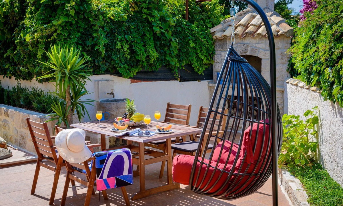 Cavtat Old Town Apartment | Apartments None & Nono-Comfort One-Bedroom Apartment with Shared Terrace