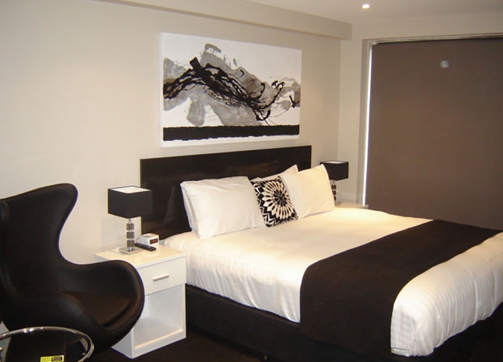 North Melbourne Hotel | Apartments on Chapman