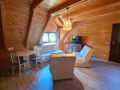 Rudanovac Apartment | Apartments Plitvice forest - Two Bedroom Apartment with Terrace