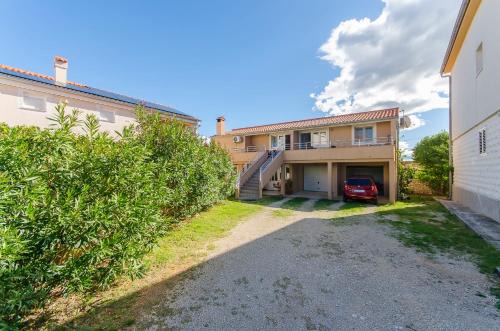 Nin Apartment | Apartments Remi
