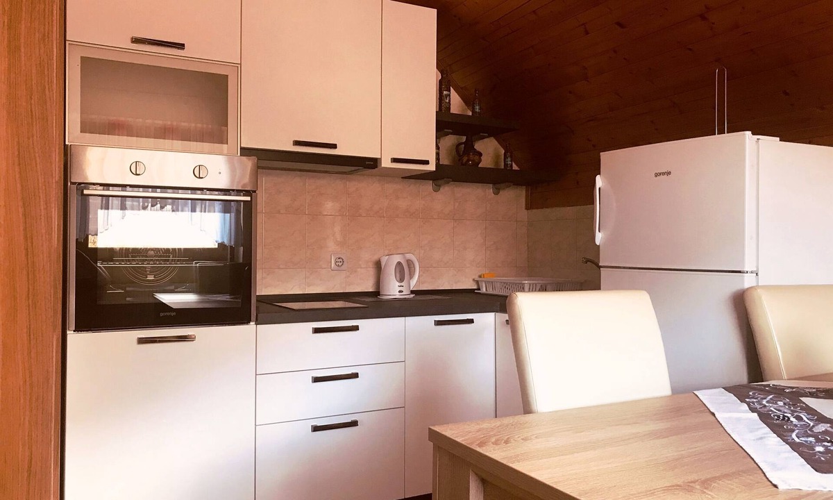 Smoljanac Apartment | Apartments Renata (80671-A2) - Smoljanac