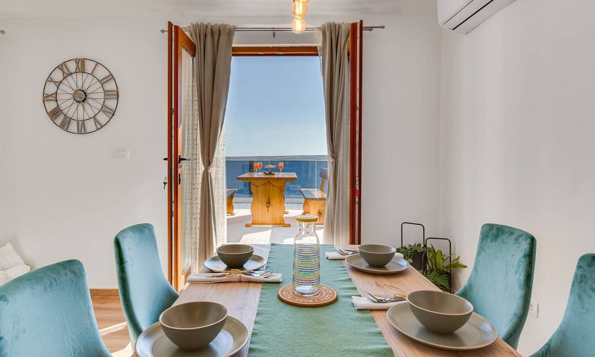 Baric Draga Apartment | Apartments Rina - magical sea view A1