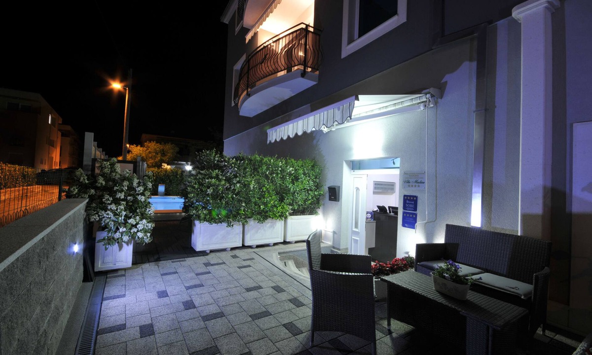 Trogir Hotel | Apartments & Rooms Villa Maslina