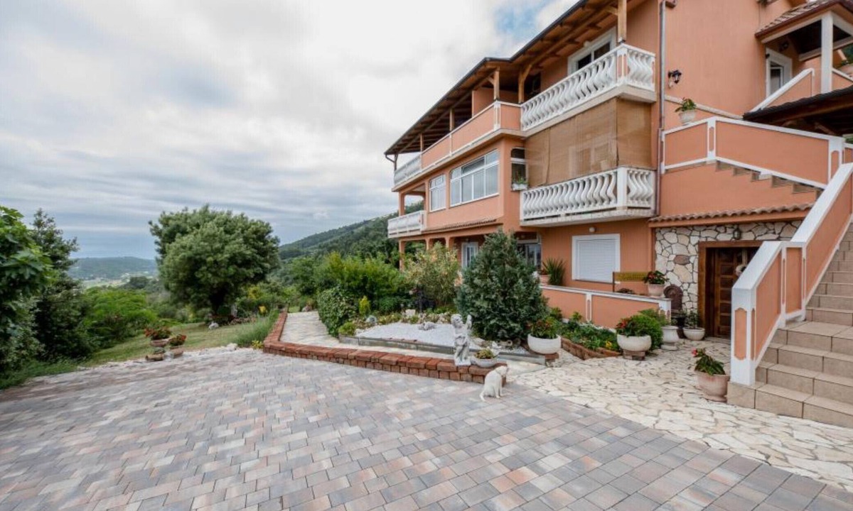 Mundanije Apartment | Apartments Scerbe Gordana & Miljenko Rab - Studio Apartment with Terrace (4)