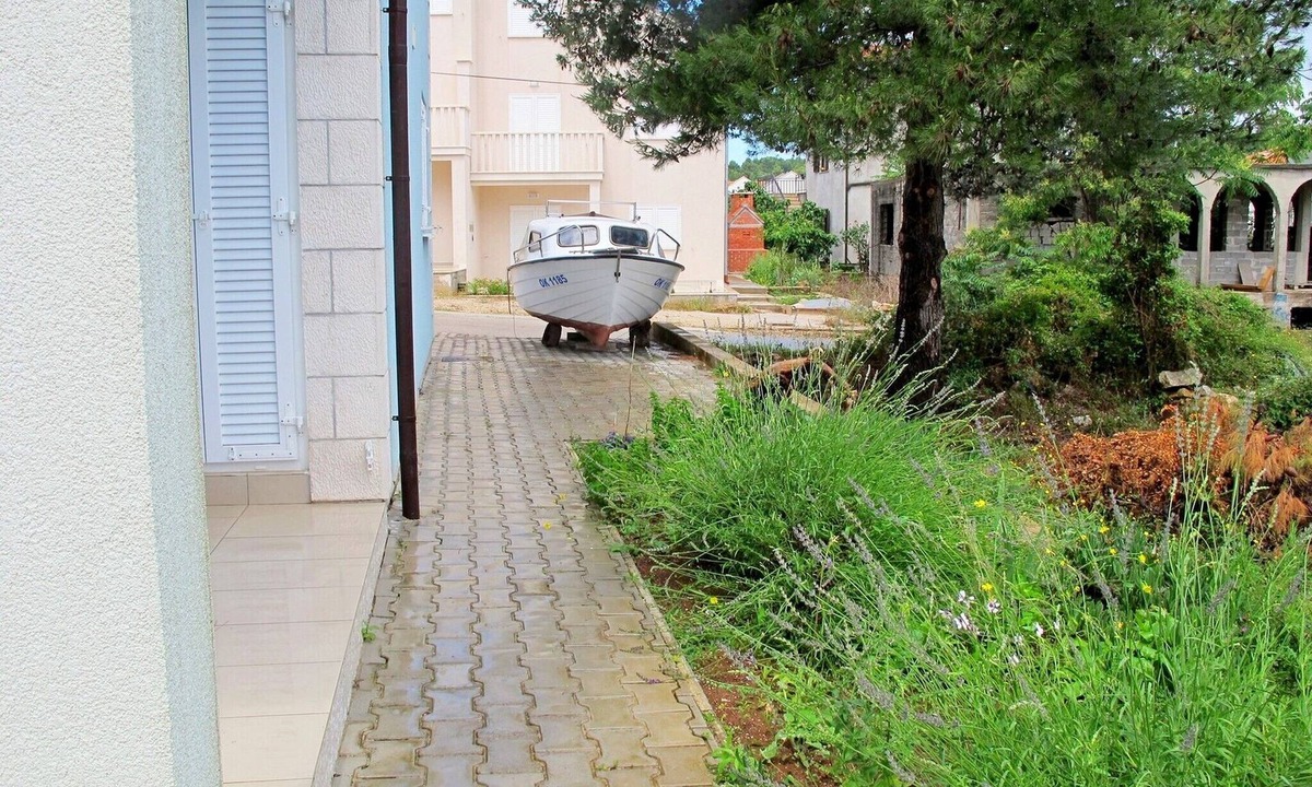 Cove Tri Zala (Zrnovo) Apartment | Apartments Snježana, (13076), Korcula, hr